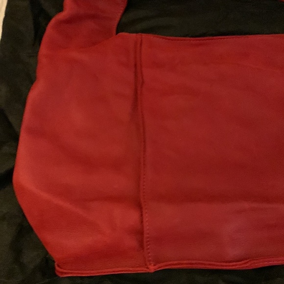 Maxon Collection Hobo Bag in Suede with tassel - Picture 4 of 17